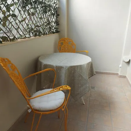 Apartment Ch2 In The *